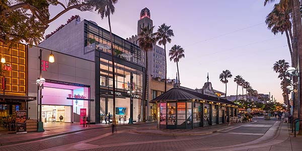 1404 3rd Street Promenade Looking North