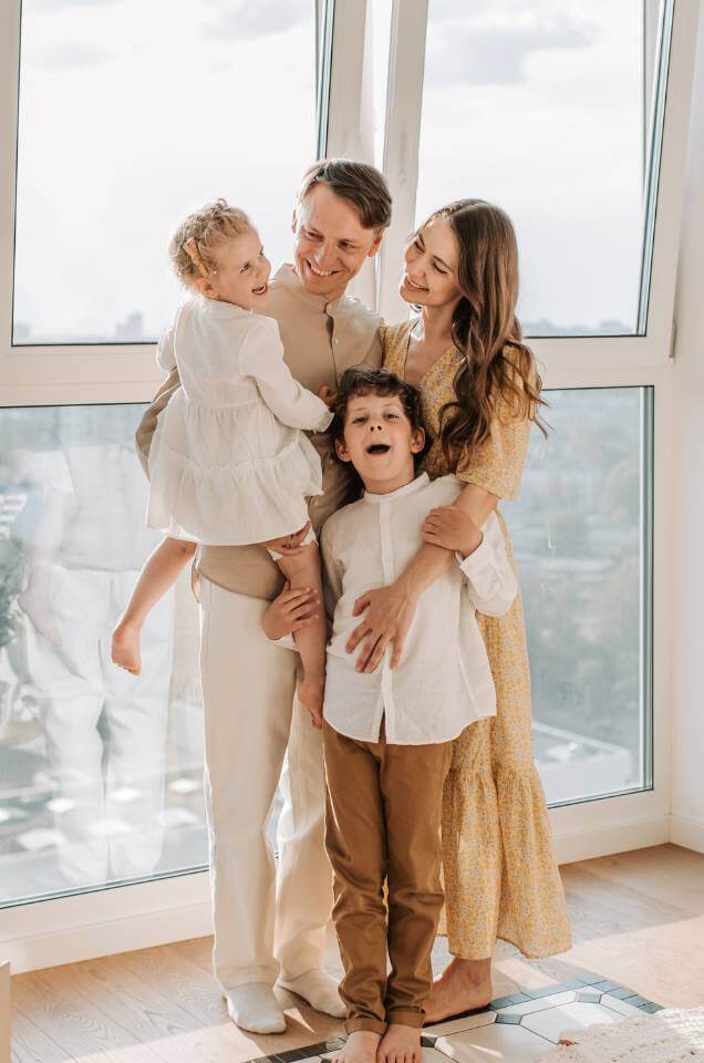 Cả gia đình có quyền tự do sinh sống, học tập, làm việc tại bất kỳ thành phố nào British Columbia