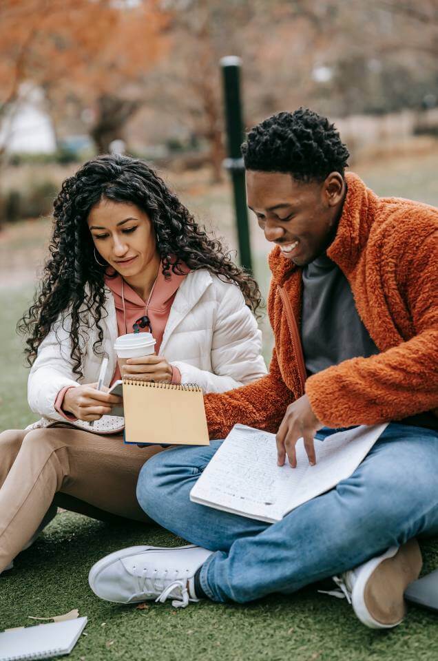 British Columbia Con cái được học hành trường công miễn phí đến hết THPT.