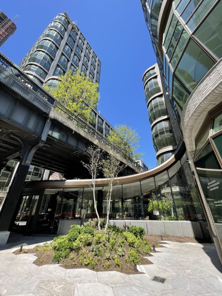 Cập Nhật Dự Án EB-5 Hudson Residences Tòa nhà Lantern House – khu căn hộ tại 515 Phố 18 phía Tây đã hoàn thành việc xây dựng