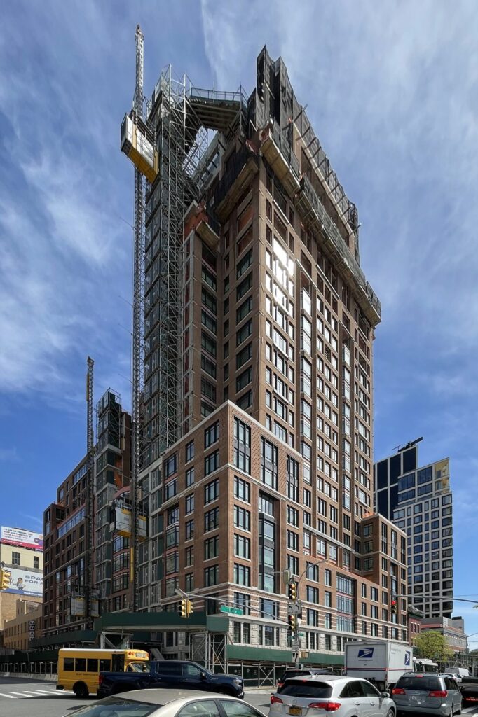 Cập Nhật Dự Án EB-5 Hudson Residences Cập nhật dự án EB-5 Hudson Residences - Cấu trúc cao gần 300 feet này sẽ mang lại 141 căn hộ trên diện tích 250.000 feet vuông