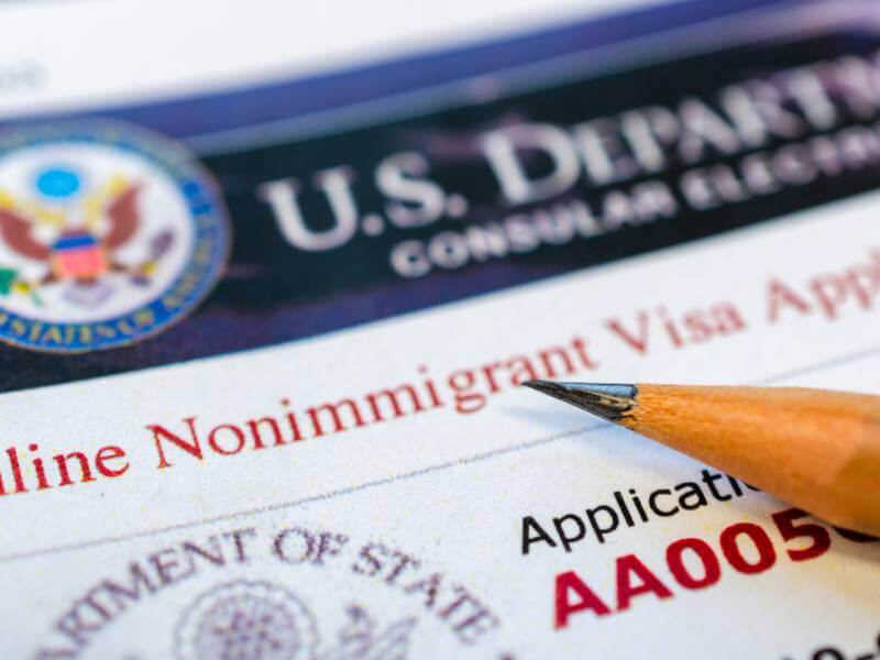 Lợi Ích Nộp Đơn Đồng Thời I-526 Và I-485 Khi Đầu Tư Visa EB-5 Lợi ích nộp đơn đồng thời I-526 và I-485