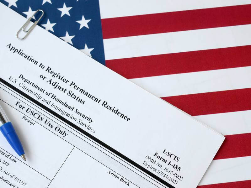 Lợi Ích Nộp Đơn Đồng Thời I-526 Và I-485 Khi Đầu Tư Visa EB-5 Quy trình nộp Đơn I-485 cho Visa EB-5