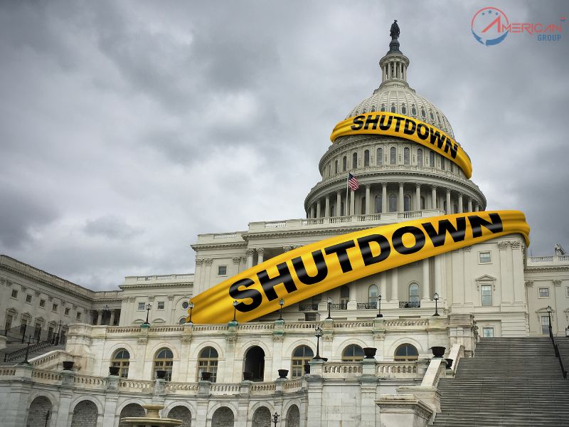 Chính Phủ Mỹ Đóng Cửa - Người Việt Xin Visa Cần Lưu Ý Gì? Chính phủ Mỹ đóng cửa có ảnh hưởng gì đến người xin visa