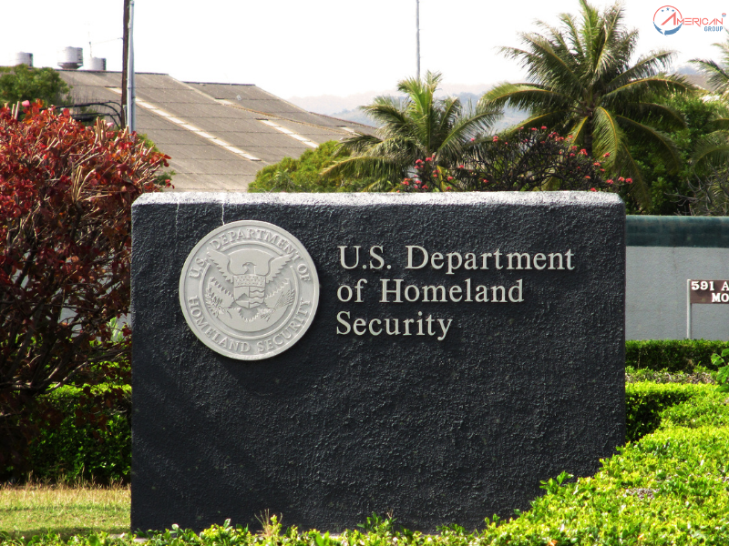 DHS đóng cửa có ảnh hưởng đến hồ sơ di trú không