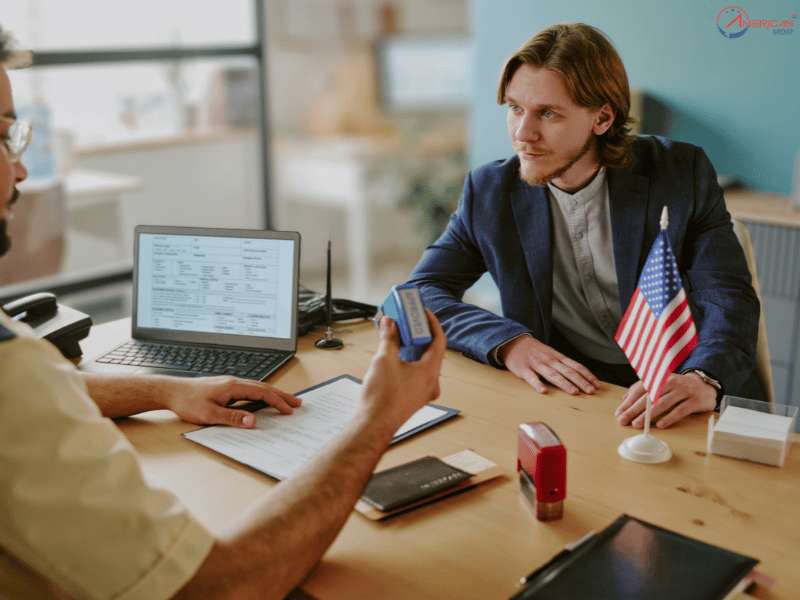 USCIS thay đổi mẫu I-539 và I-765